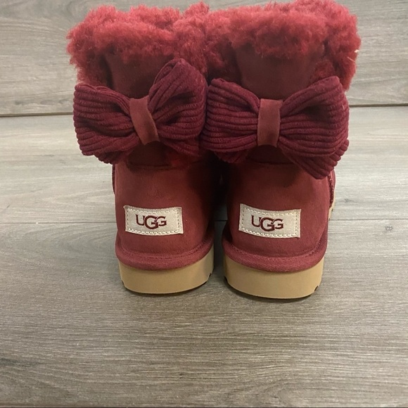 UGG | Mini Bailey Corduroy Bow Boots Kiss Red Size 6 New - Picture 5 of 11